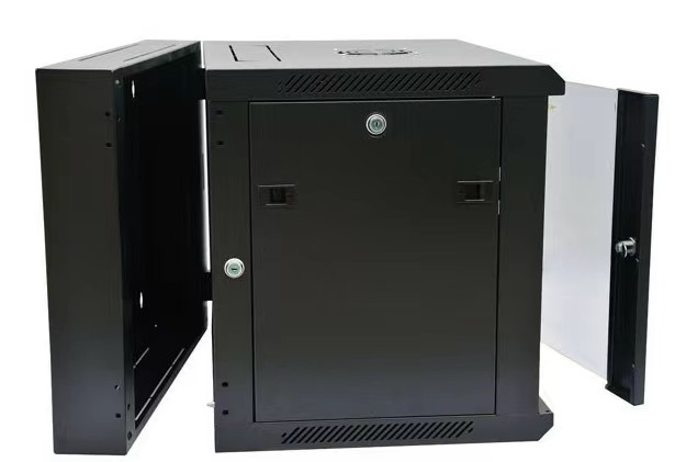 Može li mrežni ormar automatski prilagoditi unutarnju temperaturu?